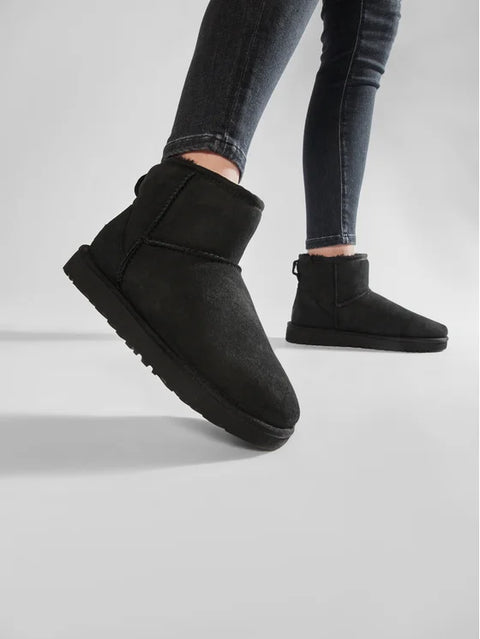 Cizme UGG Classic Mini II