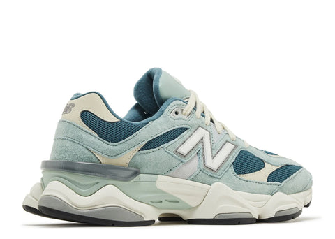 New Balance 9060 FG